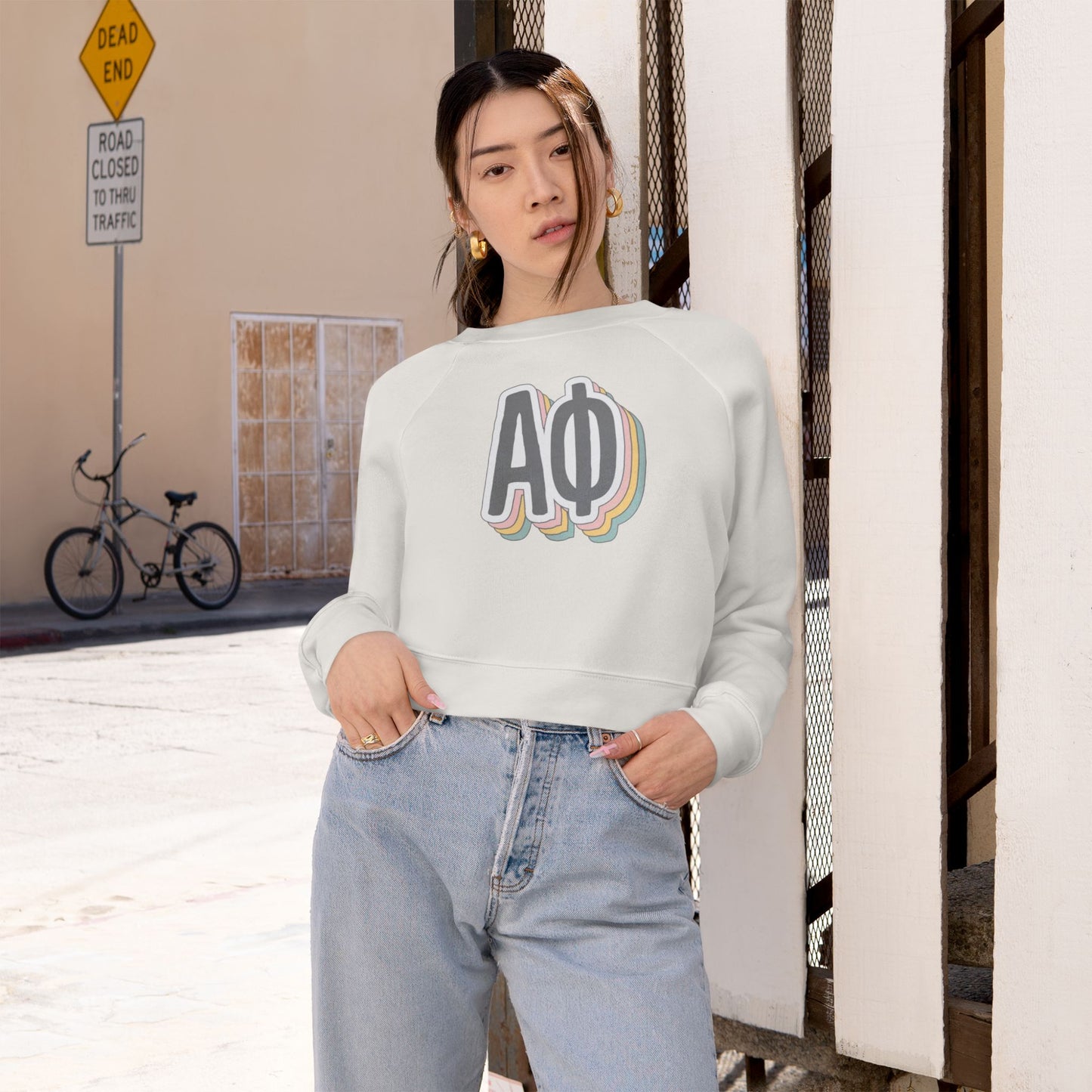 ALPHA PHI Women's Cropped Fleece Pullover