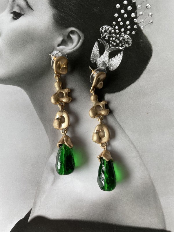 Green glass jelly vintage style drop earring