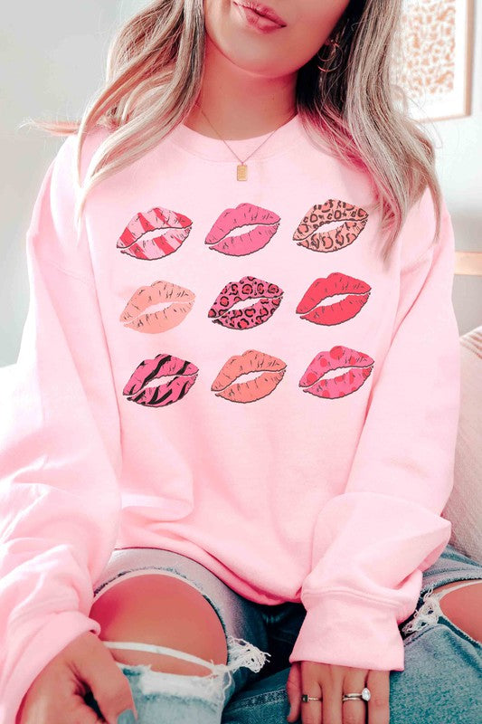 VALENTINE KISSES GRAPHIC SWEATSHIRT