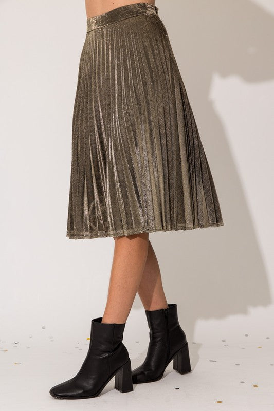 Lush Elegance Lurex Fabric Pleated Skirt