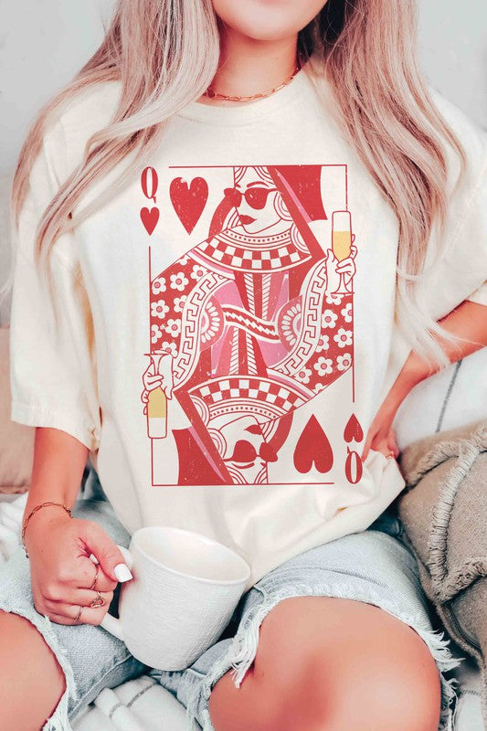 CHAMPAGNE QUEEN OF HEARTS Valentine Graphic T-Shirt